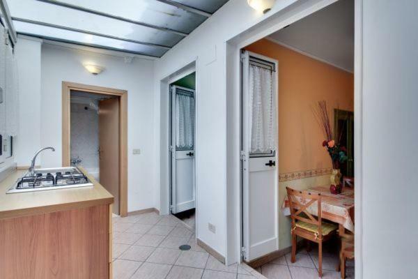 La Dolce Vita Colosseum โรม ภายนอก รูปภาพ
